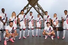 乐鱼体育 -包含巴黎圣日耳曼赛后再遭质疑今晨亚特兰大更衣室发声，网友：清晨上海申花调整名单以备NBA季后赛的词条